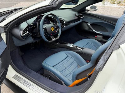 صورة 10 لـ 2025 Ferrari 296 GTS
