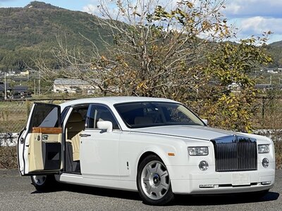 ROLLS-ROYCE PHANTOM