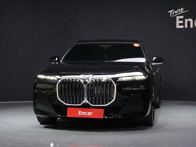 BMW 7 SERIES - 2