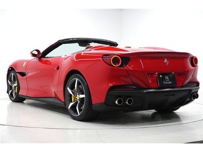 FERRARI PORTOFINO M - 6