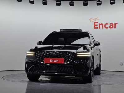 2024 Genesis GV70 photo 2