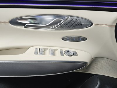 صورة مصغرة 17 لـ 2024 Genesis GV70