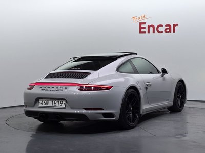 PORSCHE 911 - 4