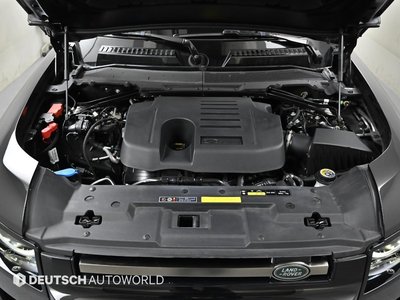 LAND ROVER DEFENDER - 7