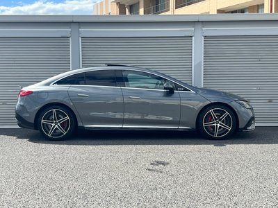 2024 Mercedes-BENZ EQE 照片 10