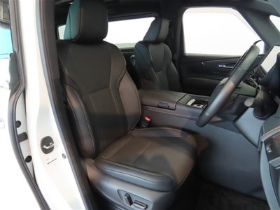 2023 Toyota ALPHARD — фото 10