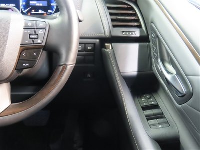 2023 Toyota ALPHARD — фото 35