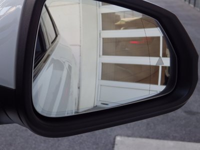 صورة مصغرة 30 لـ 2025 BMW X1
