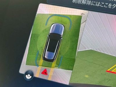 MERCEDES-BENZ E-CLASS - 4