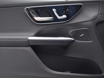 MERCEDES-BENZ GLC - 7
