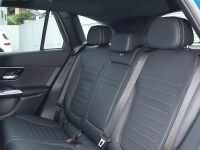 2025 Mercedes-BENZ GLC — миниатюра 11