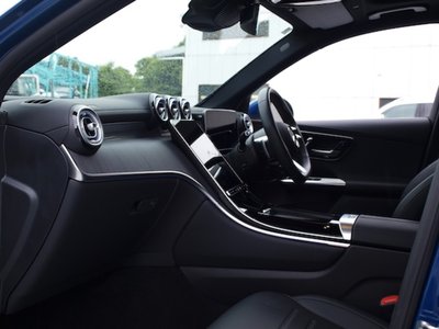 MERCEDES-BENZ GLC - 8