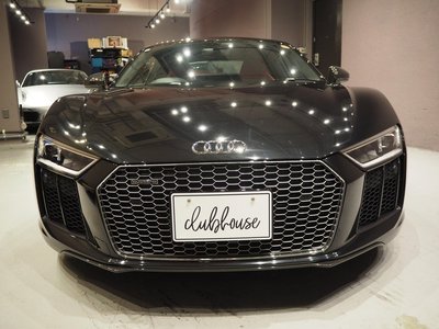 AUDI R8 - 8