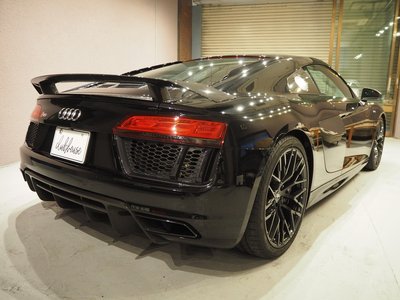 AUDI R8 - 2
