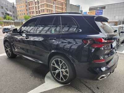 صورة 3 لـ 2025 BMW X5