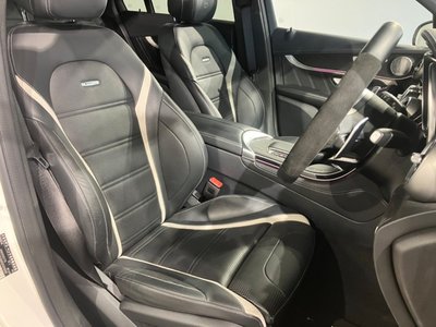 MERCEDES-BENZ GLC AMG - 10