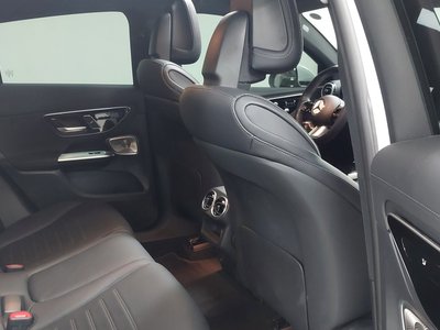 MERCEDES-BENZ GLC - 10