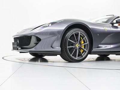 صورة مصغرة 27 لـ 2023 Ferrari 812 GTS