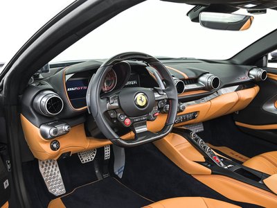 صورة مصغرة 15 لـ 2023 Ferrari 812 GTS