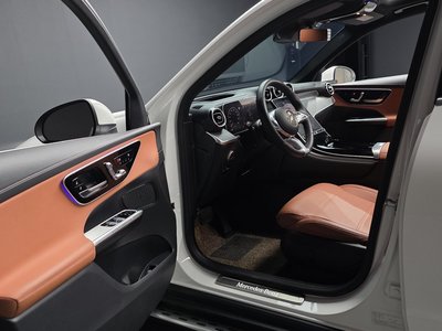 MERCEDES-BENZ GLC - 10