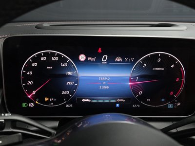 MERCEDES-BENZ GLC - 8