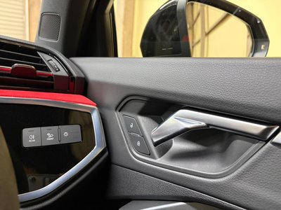 صورة مصغرة 28 لـ 2021 AUDI RS Q3 SPORTBACK
