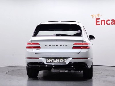 GENESIS GV80 - 3