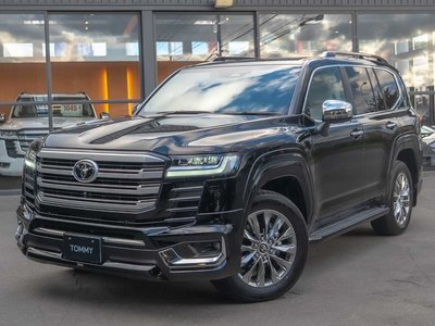 TOYOTA LAND CRUISER 300 - 1