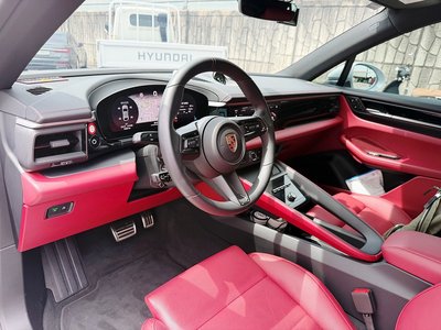 2025 Porsche MACAN 照片 5