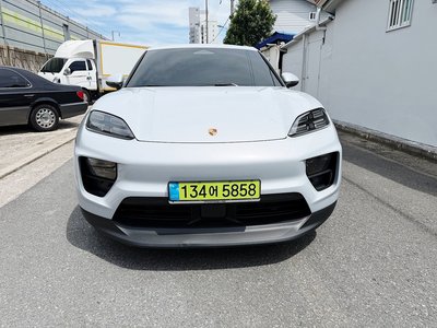 2025 Porsche MACAN 照片 2