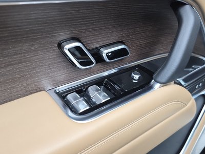 2022 LAND Rover RANGE ROVER — миниатюра 36