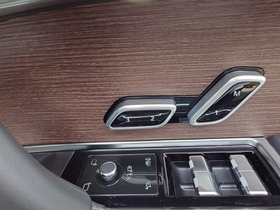 2025 LAND Rover RANGE ROVER thumbnail 26