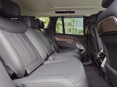 2025 LAND Rover RANGE ROVER thumbnail 38