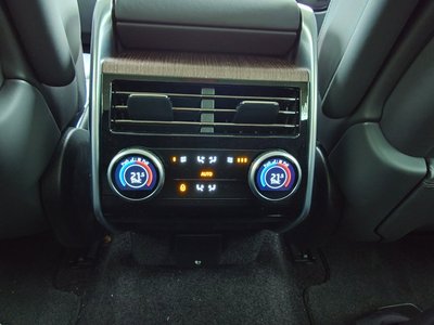 2025 LAND Rover RANGE ROVER thumbnail 47