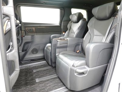 TOYOTA ALPHARD - 10