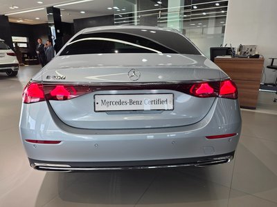 MERCEDES-BENZ E-CLASS - 3