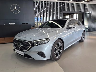 MERCEDES-BENZ E-CLASS - 1