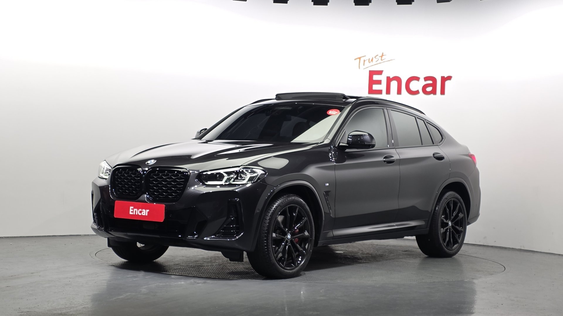 BMW X4 - View 1