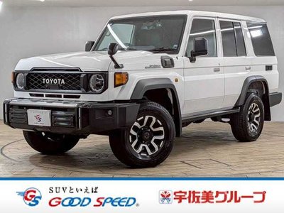 TOYOTA LAND CRUISER 70 - 1