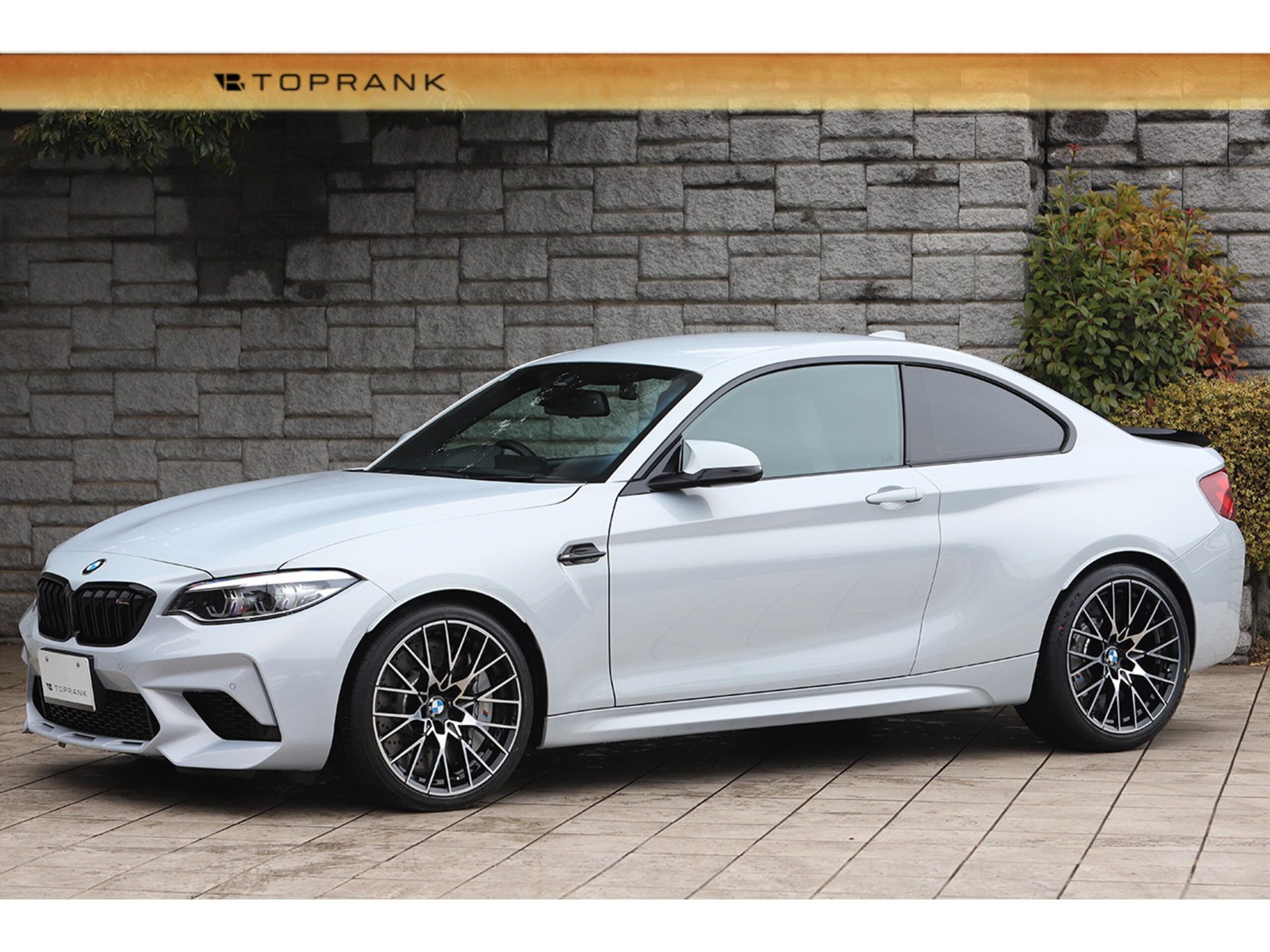 BMW M2 COMPETITION - View 1