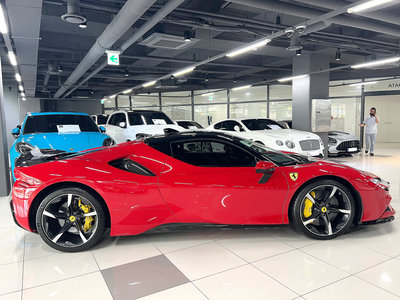 FERRARI SF90 STRADALE - 4