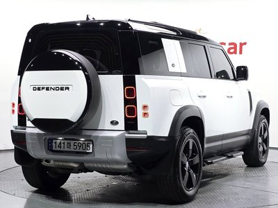 LAND ROVER DEFENDER - 3