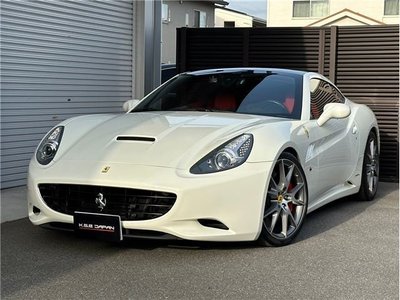 FERRARI CALIFORNIA - 3