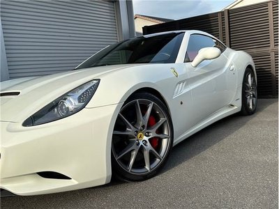 FERRARI CALIFORNIA - 5