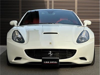 FERRARI CALIFORNIA - 6