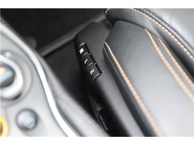 2016 Mclaren 750S 缩略图 37