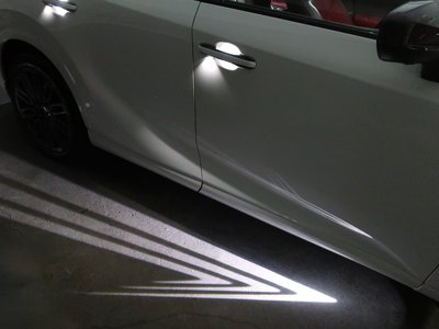صورة مصغرة 16 لـ 2023 Lexus RX