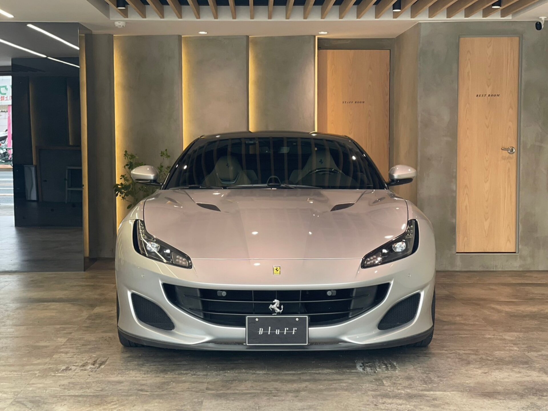 FERRARI PORTOFINO - View 1