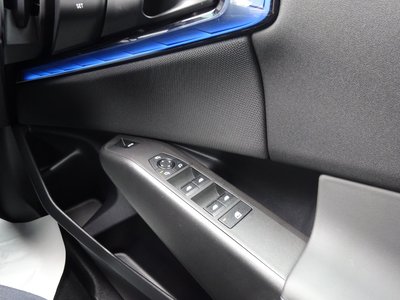 2025 BMW X3 — миниатюра 35