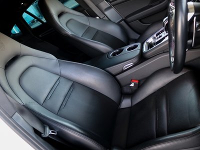 PORSCHE PANAMERA - 5